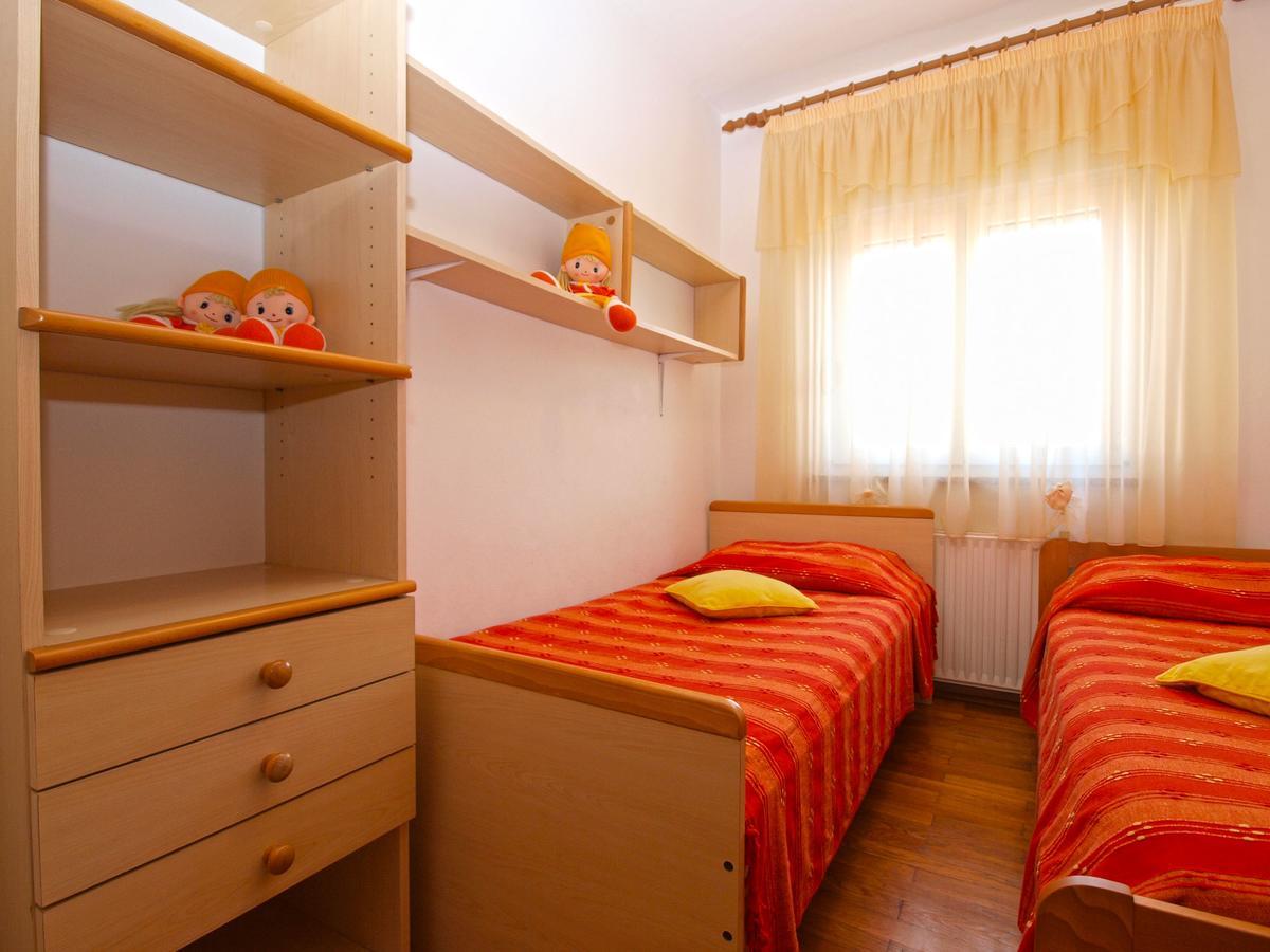 Apartments Nadia 1493 Medulin Extérieur photo