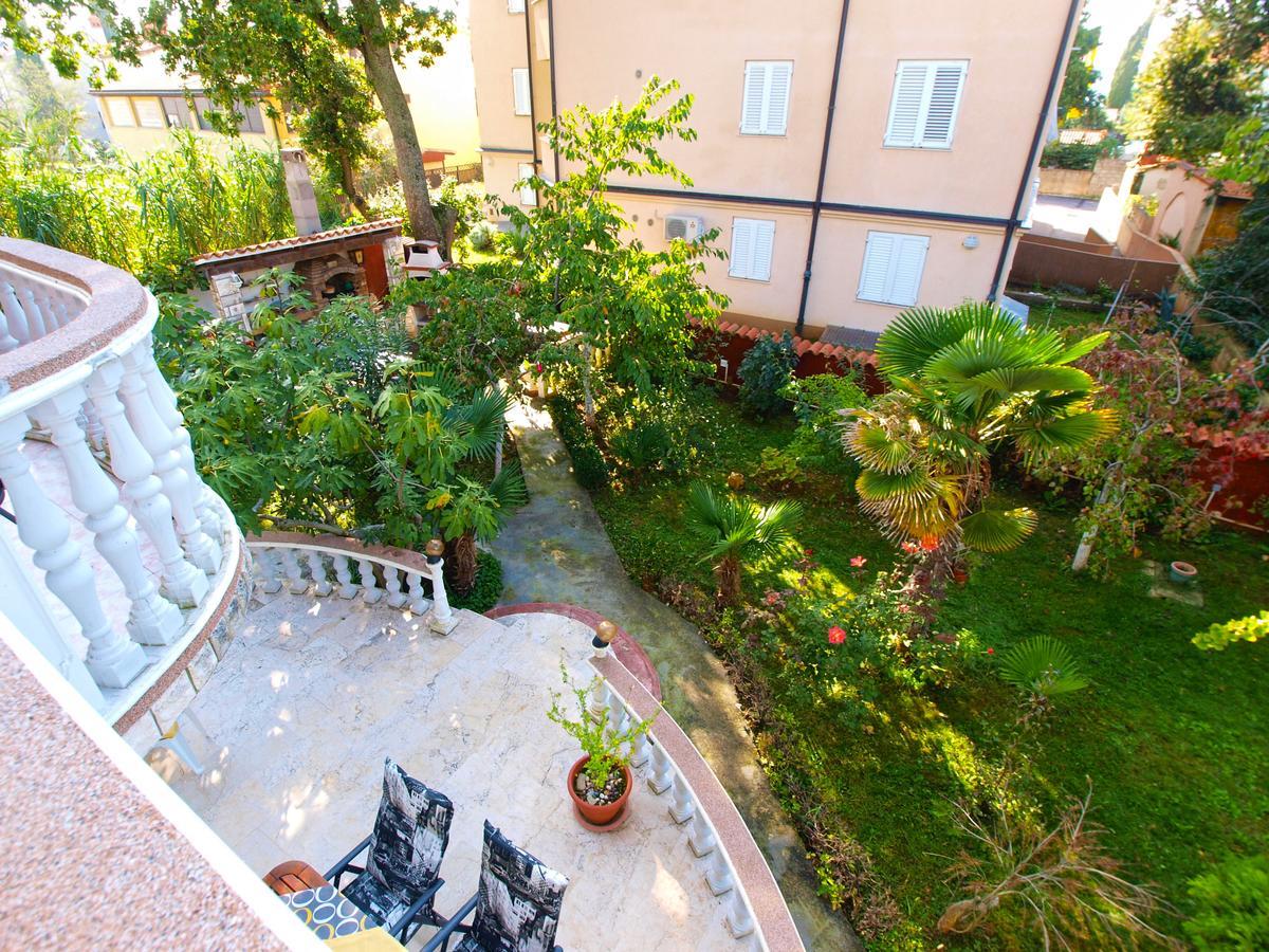 Apartments Nadia 1493 Medulin Extérieur photo